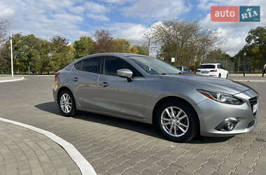 Седан Mazda 3 2013 в Измаиле
