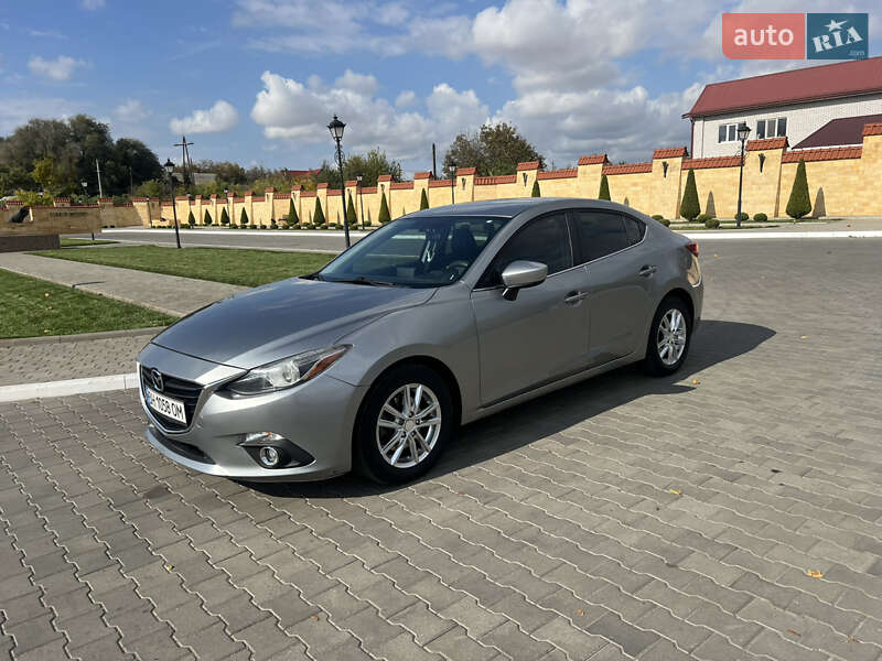 Седан Mazda 3 2013 в Ізмаїлі