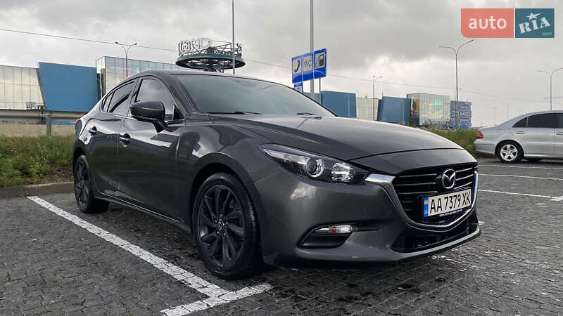 Седан Mazda 3 2016 в Києві