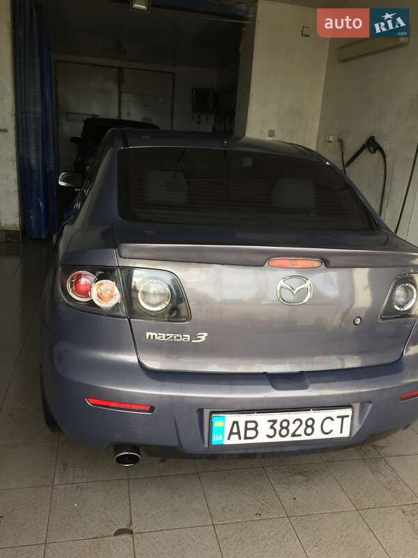 Седан Mazda 3 2007 в Виннице
