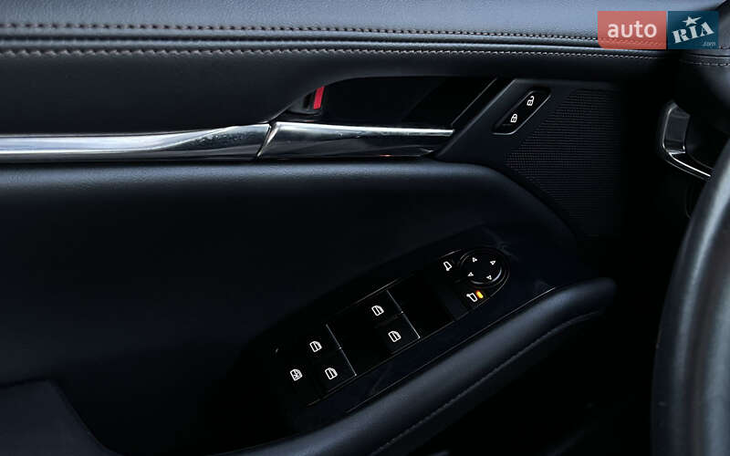 Хэтчбек Mazda 3 2019 в Львове