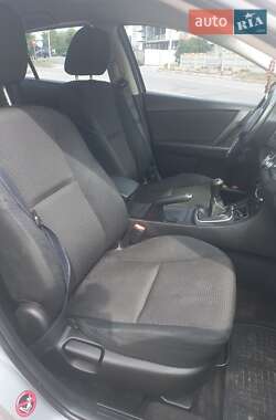 Седан Mazda 3 2011 в Ивано-Франковске