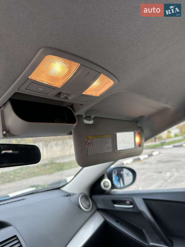 Хэтчбек Mazda 3 2011 в Харькове фото 10 Хэтчбек Mazda 3 2011 в Харькове