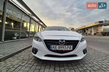 Хетчбек Mazda 3 2016 в Дніпрі