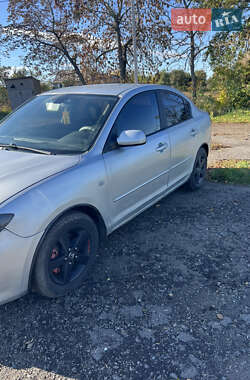 Седан Mazda 3 2004 в Рівному