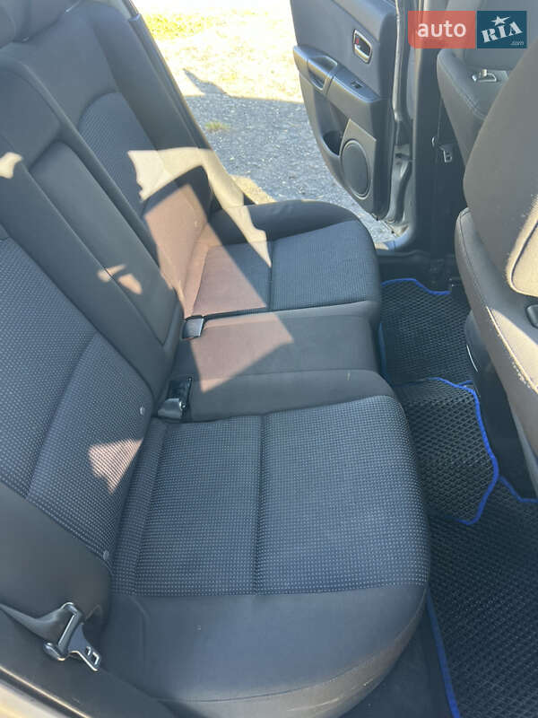 Седан Mazda 3 2004 в Рівному фото 4 Седан Mazda 3 2004 в Рівному