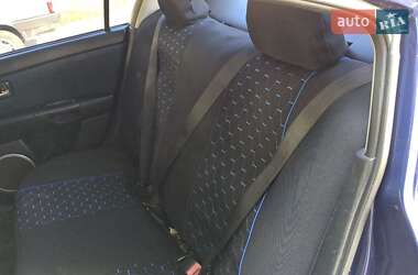 Седан Mazda 3 2005 в Чернівцях