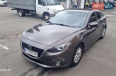 Седан Mazda 3 2014 в Киеве