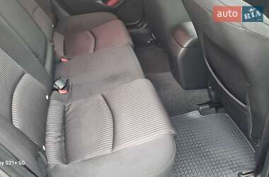 Седан Mazda 3 2014 в Киеве