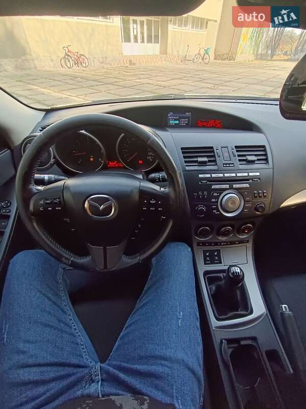 Хэтчбек Mazda 3 2009 в Черновцах фото 17 Хэтчбек Mazda 3 2009 в Черновцах