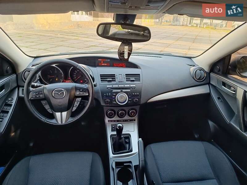 Хэтчбек Mazda 3 2009 в Черновцах фото 20 Хэтчбек Mazda 3 2009 в Черновцах