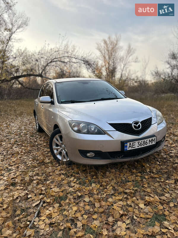 Хэтчбек Mazda 3 2006 в Днепре