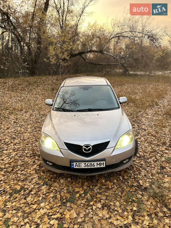 Хэтчбек Mazda 3 2006 в Днепре