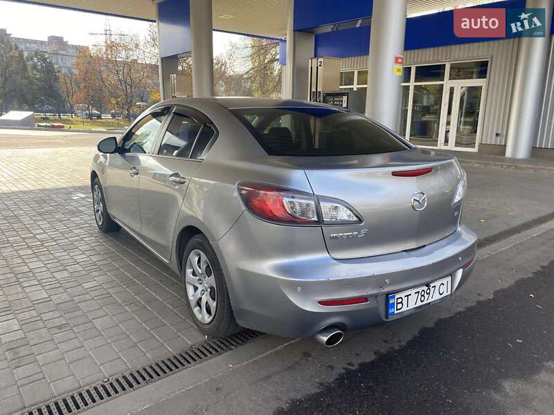Седан Mazda 3 2013 в Николаеве фото 11 Седан Mazda 3 2013 в Николаеве