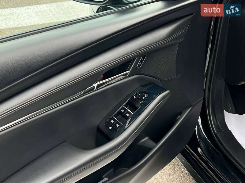 Седан Mazda 3 2018 в Одесі фото 9 Седан Mazda 3 2018 в Одесі