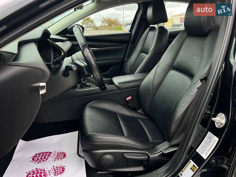 Седан Mazda 3 2018 в Одесі фото 18 Седан Mazda 3 2018 в Одесі