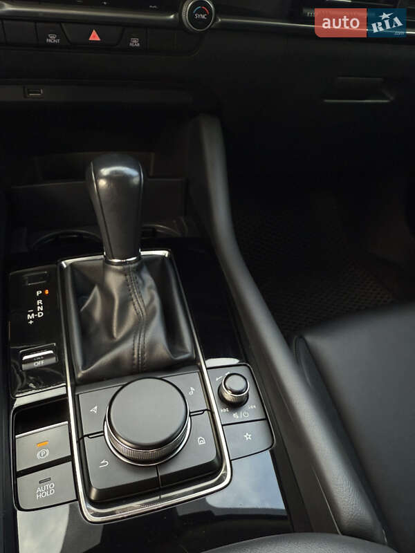 Седан Mazda 3 2020 в Киеве фото 10 Седан Mazda 3 2020 в Киеве