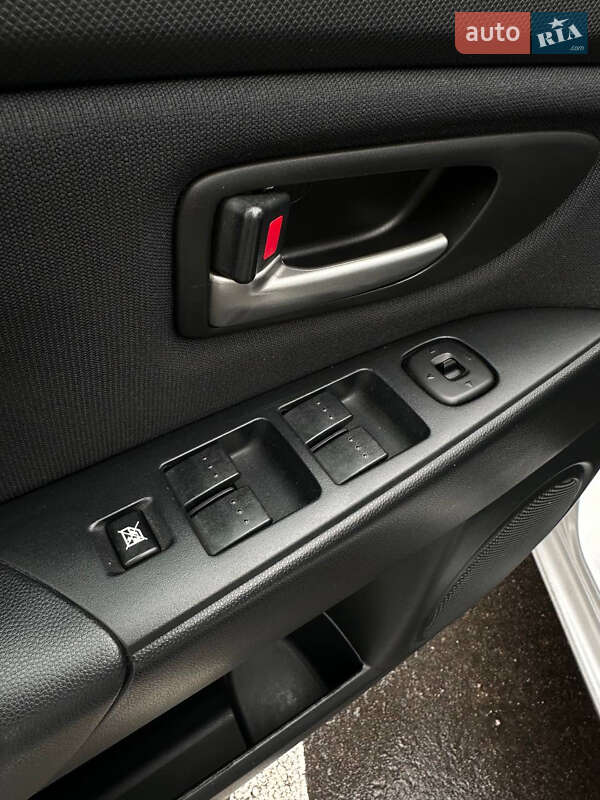 Хетчбек Mazda 3 2005 в Тарасівці фото 5 Хетчбек Mazda 3 2005 в Тарасівці