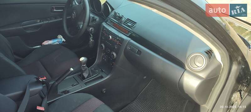 Хэтчбек Mazda 3 2006 в Днепре