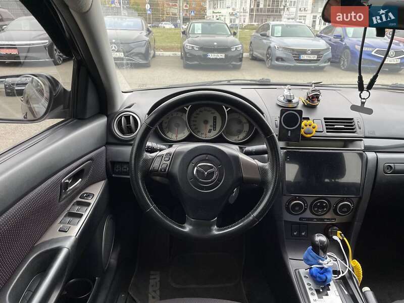 Седан Mazda 3 2007 в Киеве