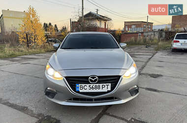 Седан Mazda 3 2016 в Львові