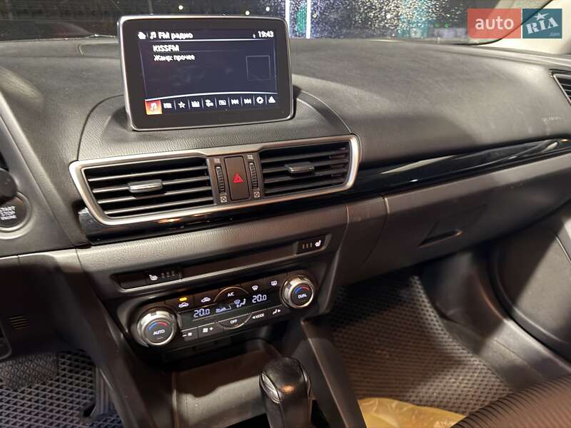 Седан Mazda 3 2014 в Киеве фото 18 Седан Mazda 3 2014 в Киеве