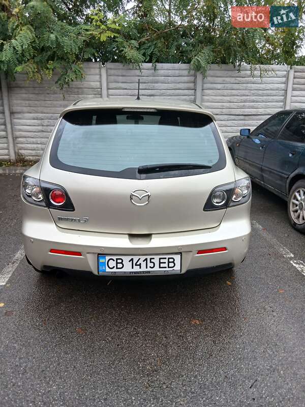 Хетчбек Mazda 3 2008 в Чернігові