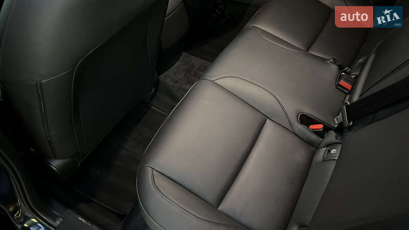 Седан Mazda 3 2022 в Львові