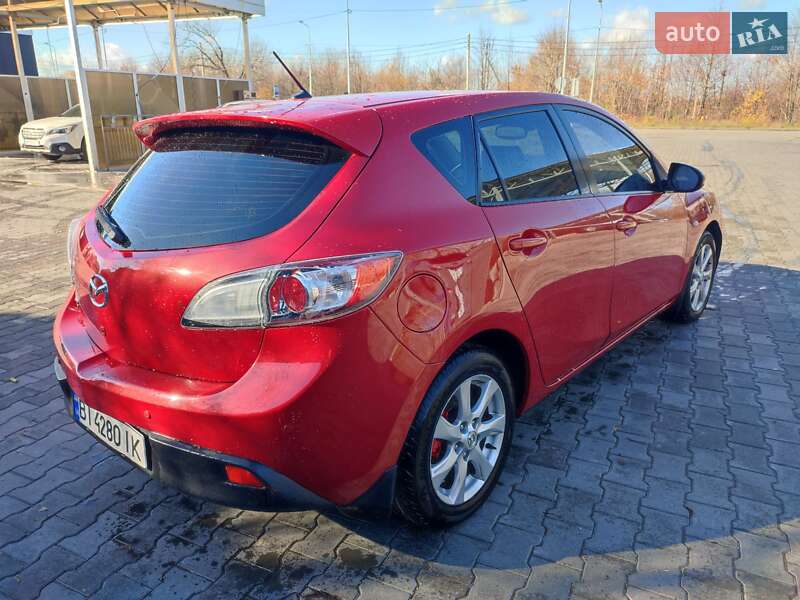 Хэтчбек Mazda 3 2010 в Полтаве