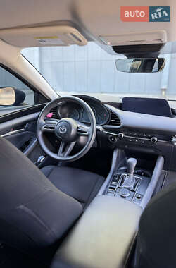 Седан Mazda 3 2019 в Харькове