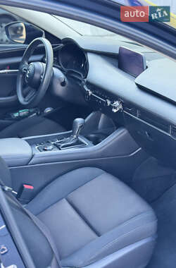 Седан Mazda 3 2019 в Харькове