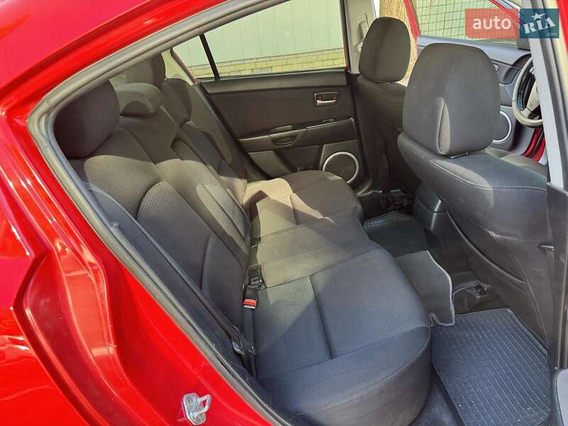 Седан Mazda 3 2008 в Чорноморську