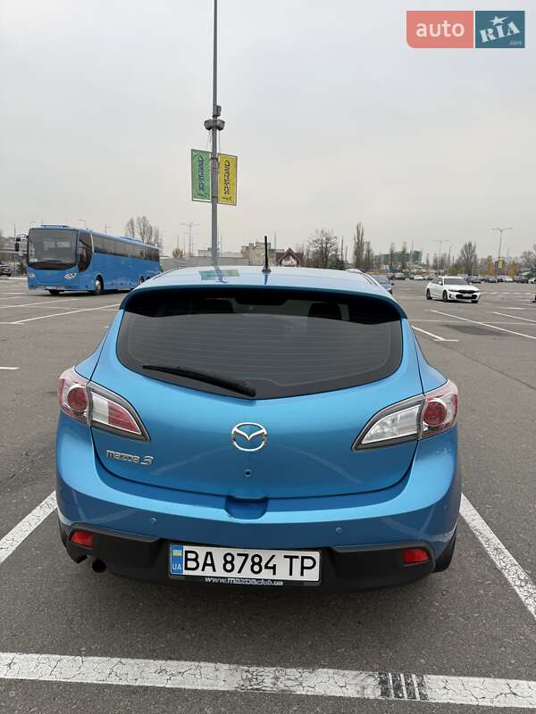 Хетчбек Mazda 3 2010 в Києві фото 8 Хетчбек Mazda 3 2010 в Києві