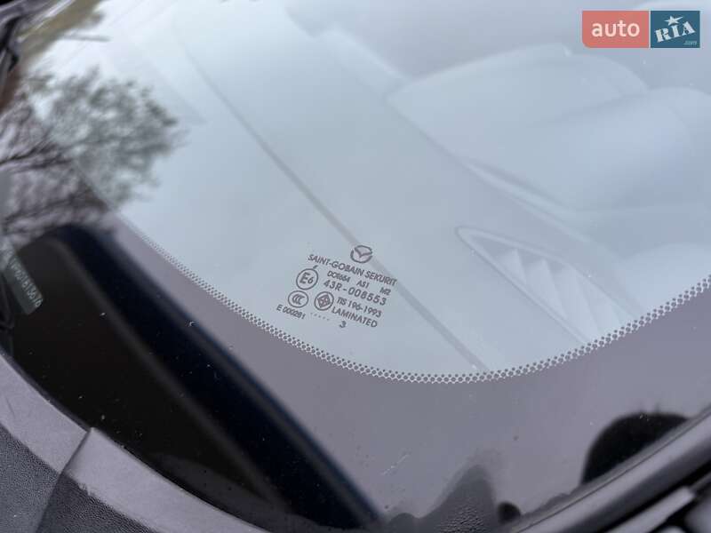 Седан Mazda 3 2013 в Дніпрі