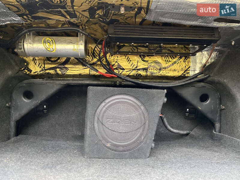 Седан Mazda 3 2008 в Харкові