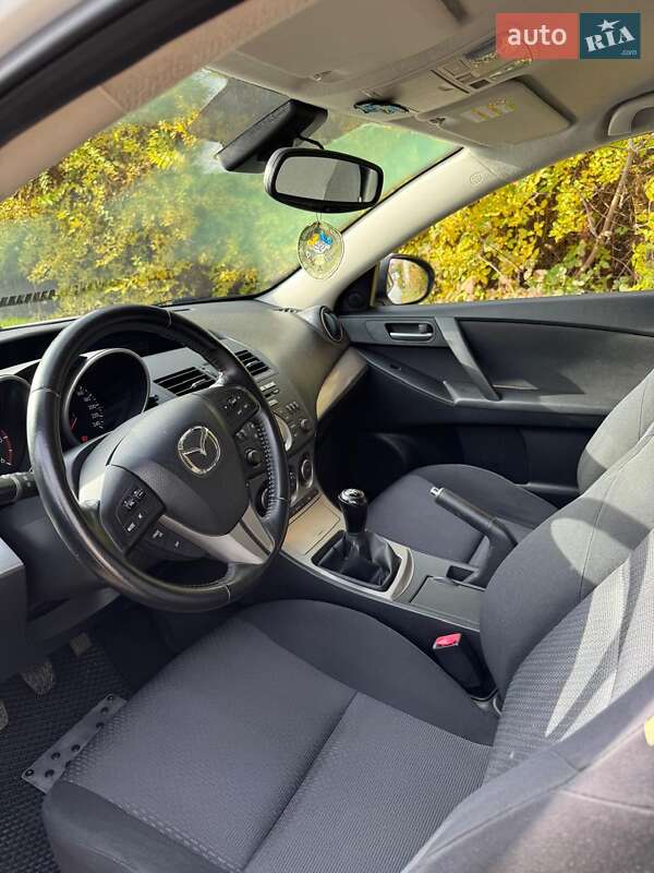 Хетчбек Mazda 3 2009 в Ковелі