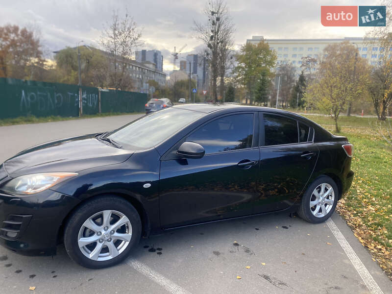 Седан Mazda 3 2011 в Івано-Франківську фото 2 Седан Mazda 3 2011 в Івано-Франківську