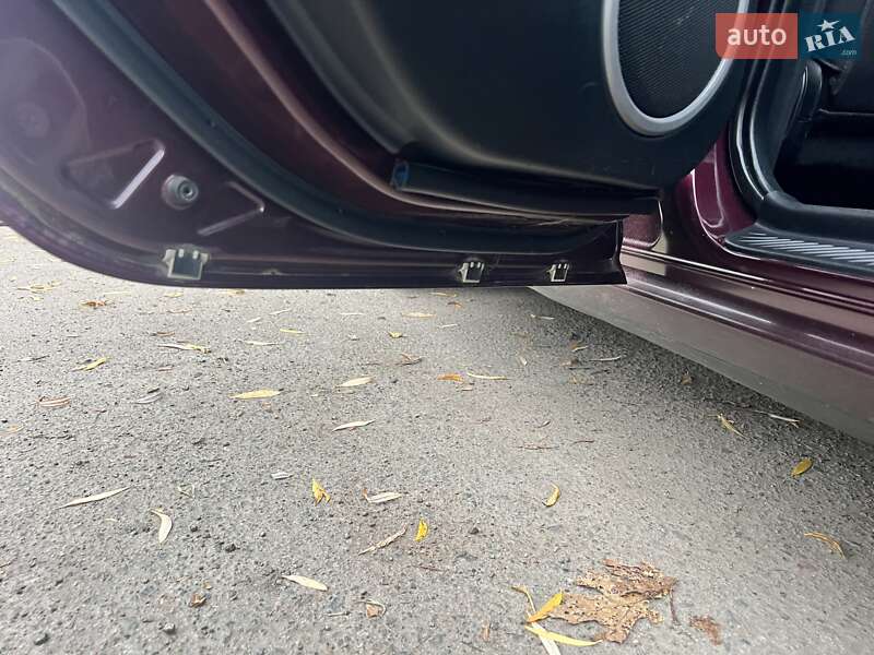 Седан Mazda 3 2007 в Ровно