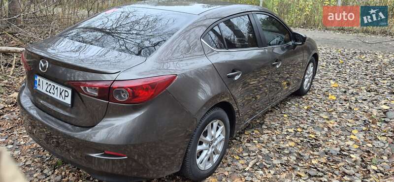 Седан Mazda 3 2017 в Києві