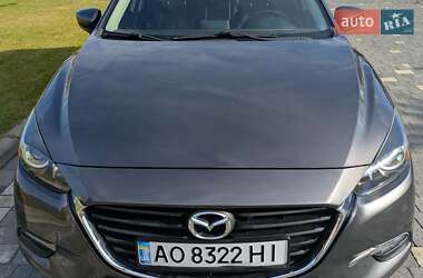 Хетчбек Mazda 3 2018 в Ужгороді