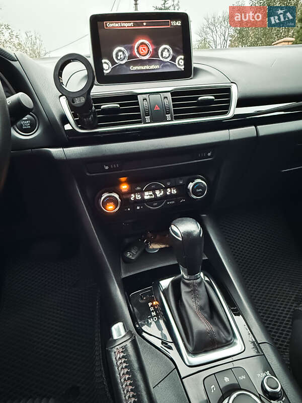 Хетчбек Mazda 3 2016 в Києві