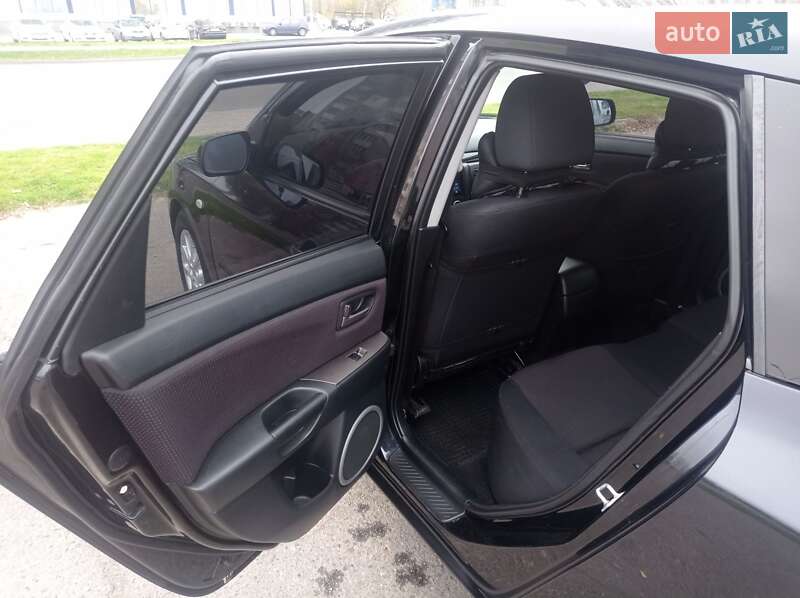 Хетчбек Mazda 3 2007 в Черкасах фото 15 Хетчбек Mazda 3 2007 в Черкасах