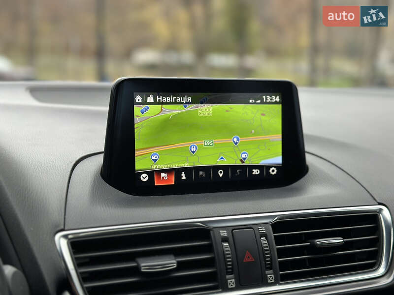 Седан Mazda 3 2017 в Києві фото 26 Седан Mazda 3 2017 в Києві