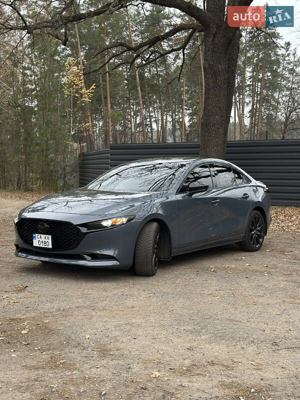 Седан Mazda 3 2022 в Черкассах
