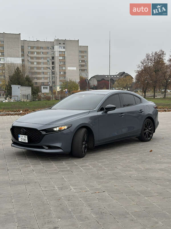 Седан Mazda 3 2022 в Черкассах