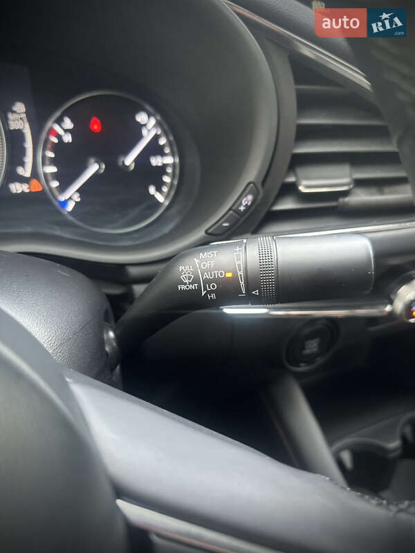 Седан Mazda 3 2022 в Черкассах