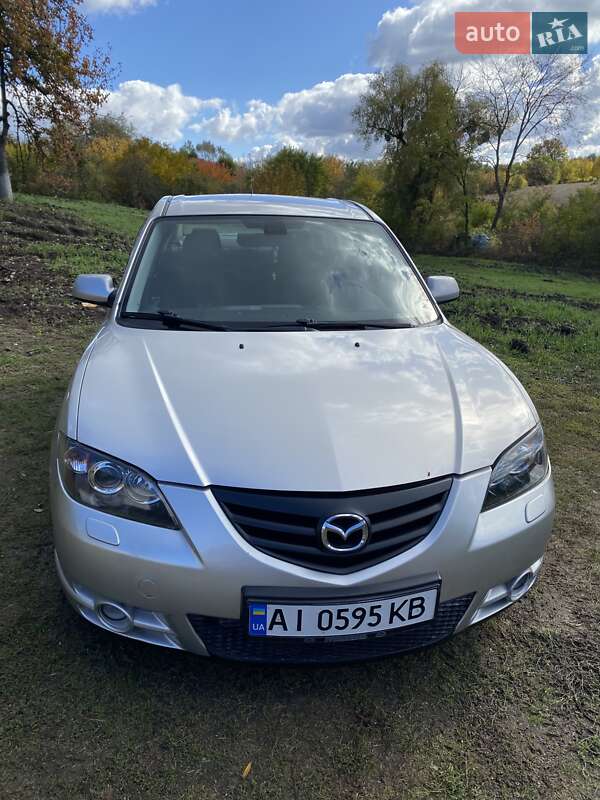 Седан Mazda 3 2003 в Черкасах