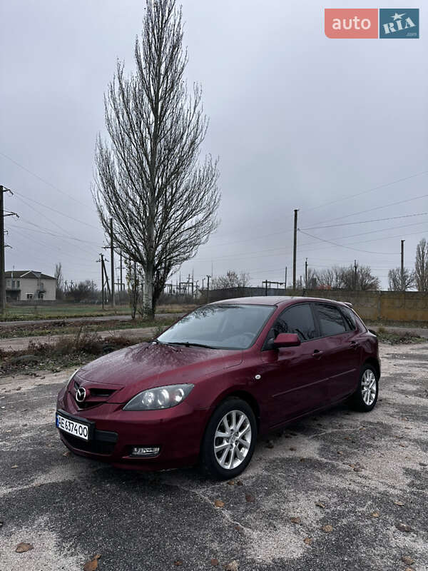 Хетчбек Mazda 3 2008 в Томаківці