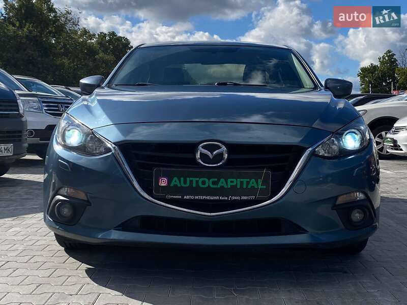 Седан Mazda 3 2014 в Києві