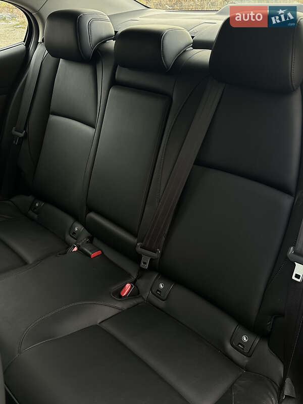 Седан Mazda 3 2019 в Днепре фото 29 Седан Mazda 3 2019 в Днепре